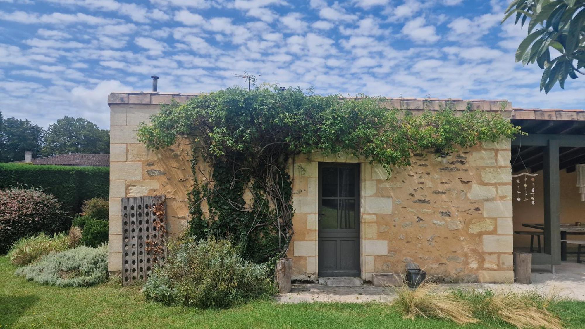 Casita Alegria & Cabana Alegria - 2 Chambres D'Hotes Plassac  外观 照片